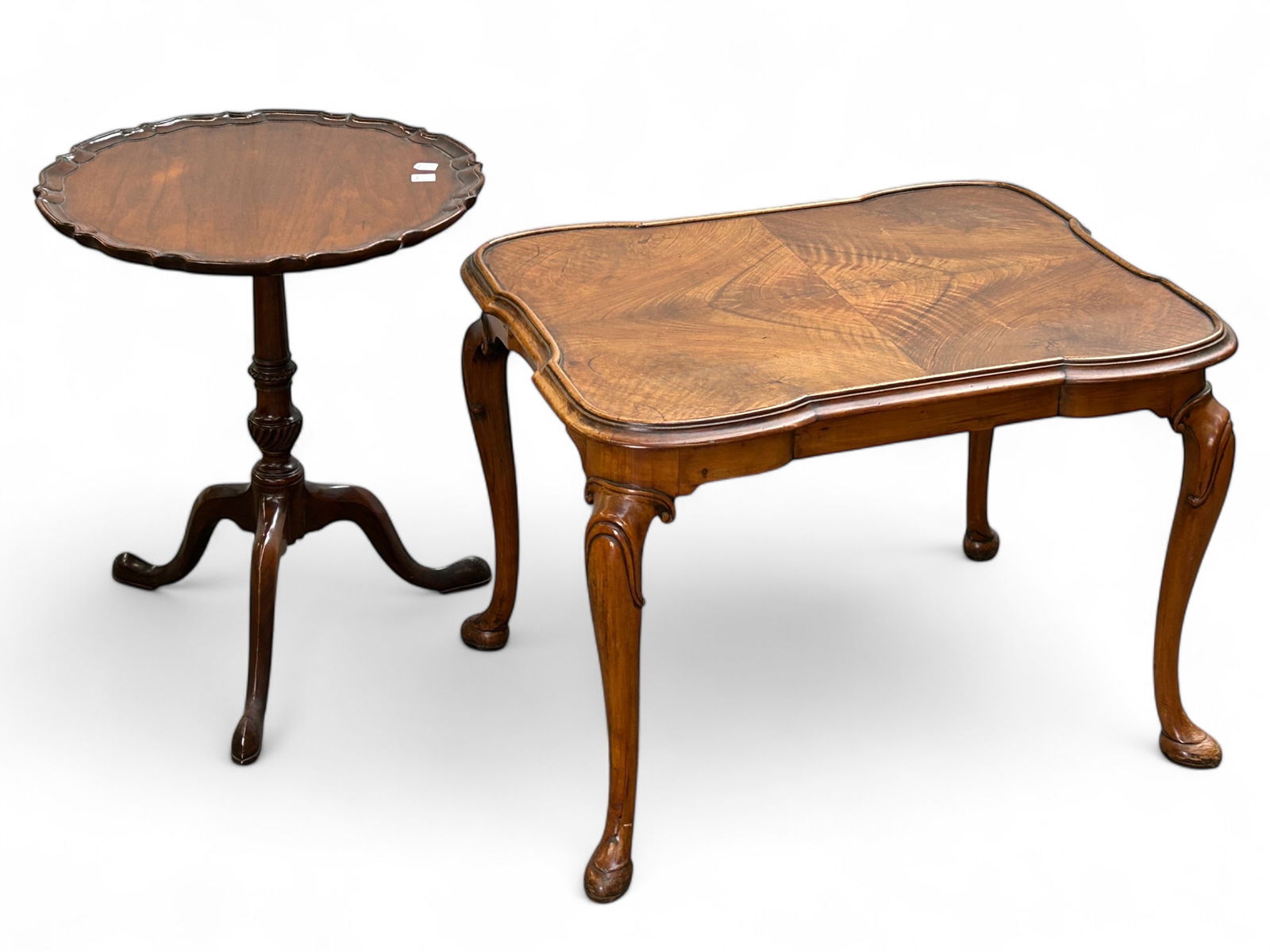 Piecrust Table & Tray Top Side Table. (1 of 8)