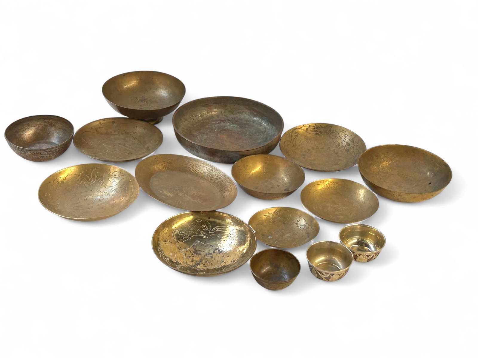 Lot: Etched Bronze and Brass Bowls, inc. Chinese. (1 of 12)