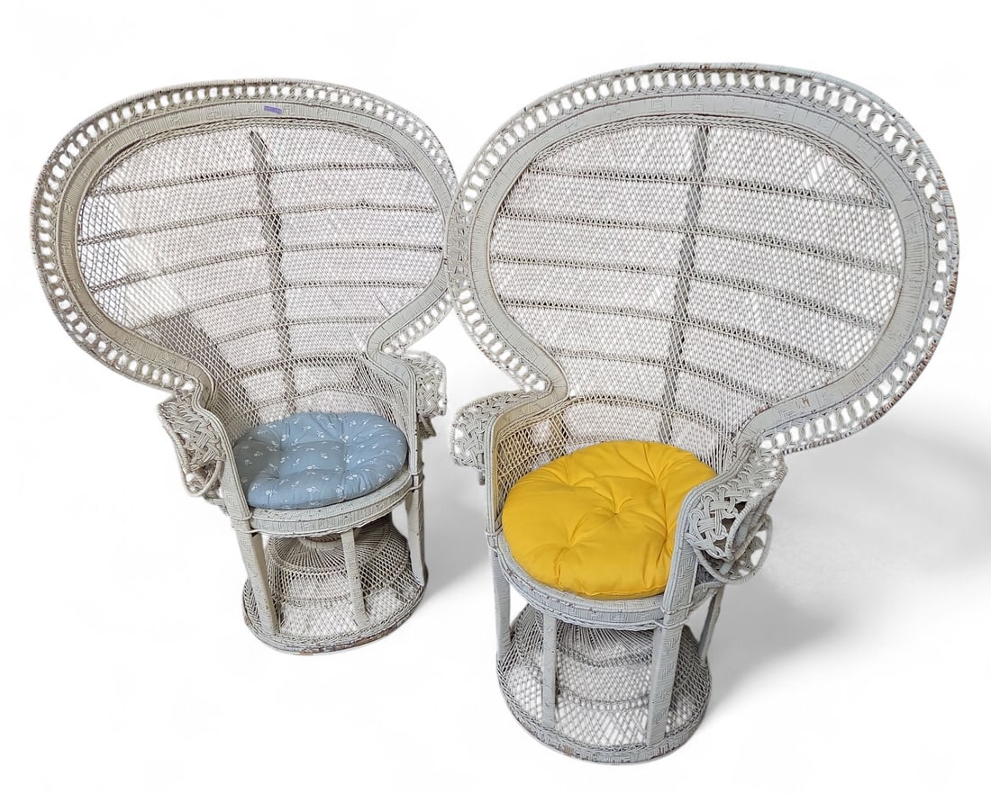 Pair of Large White Wicker Fan Chairs. (1 of 3)