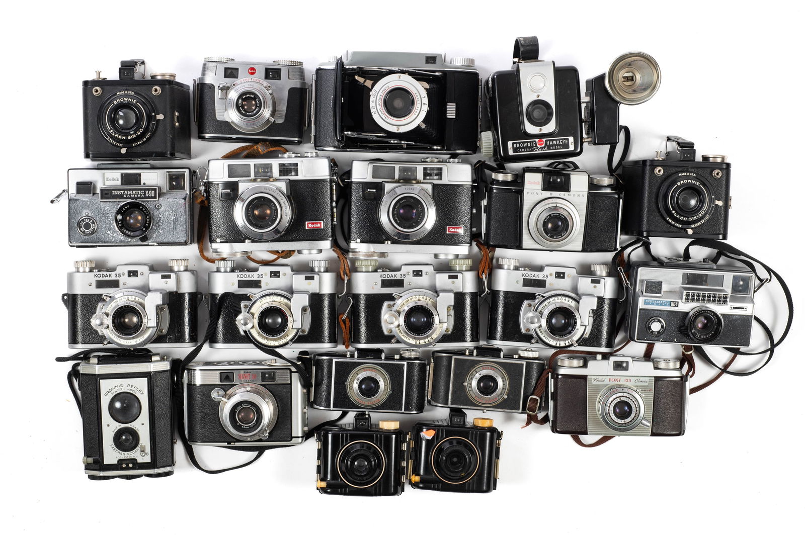 Large Lot of Vintage Kodak Cameras. (1 of 6)