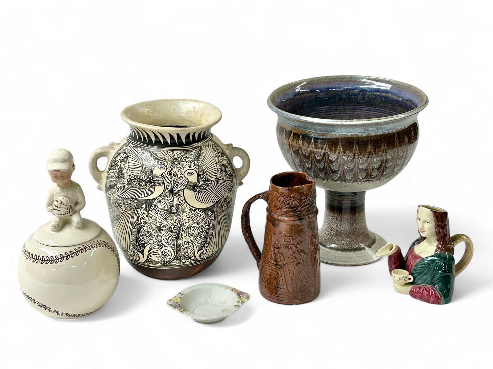 Lot of Assorted Pottery & Ceramic Items. (1 of 16)
