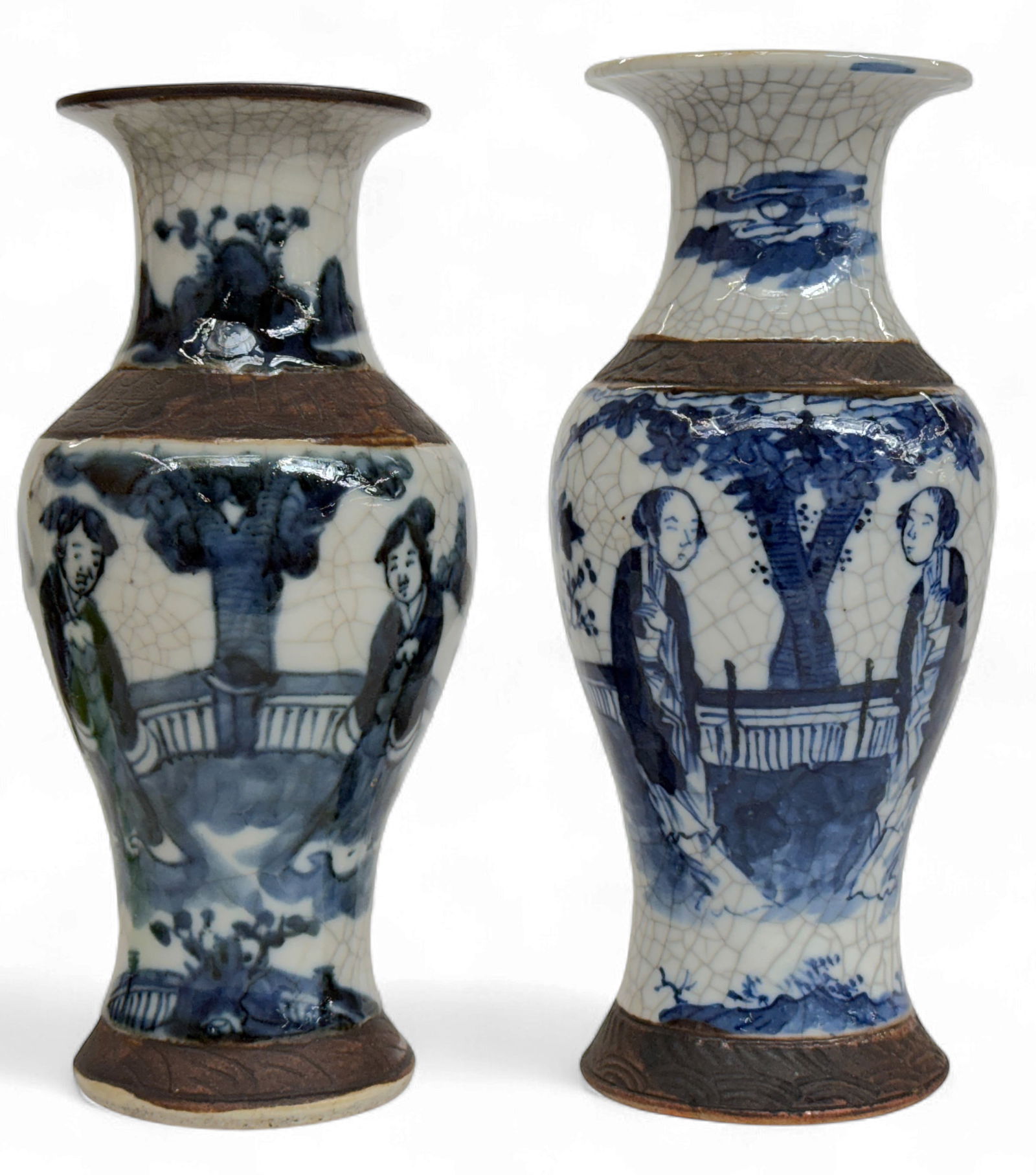 Matched Pair of Old Chinese Blue & White Vases. (1 of 6)