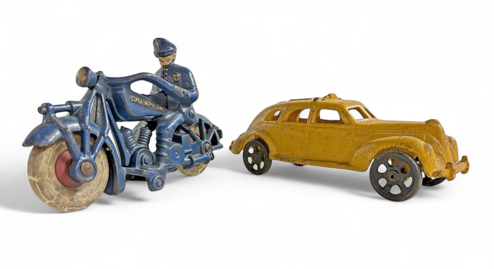 Lot: 2 Vintage Cast Iron Vehicles, incl. Hubley. (1 of 3)