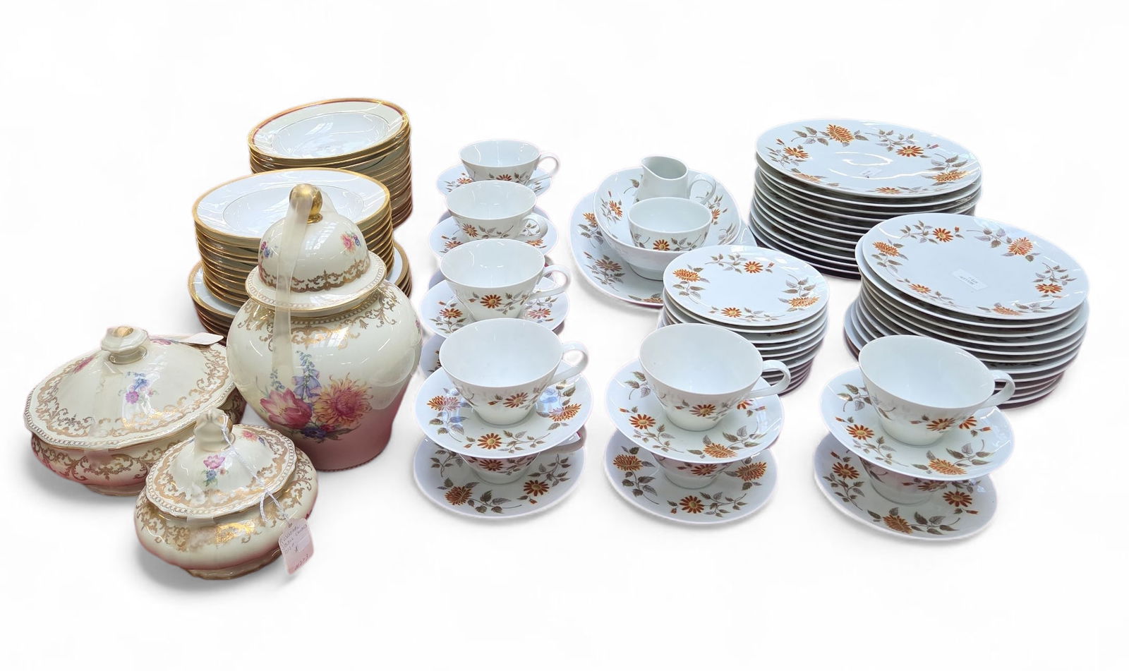 Lot: Noritake, Limoges, & Rosenthal China. (1 of 4)