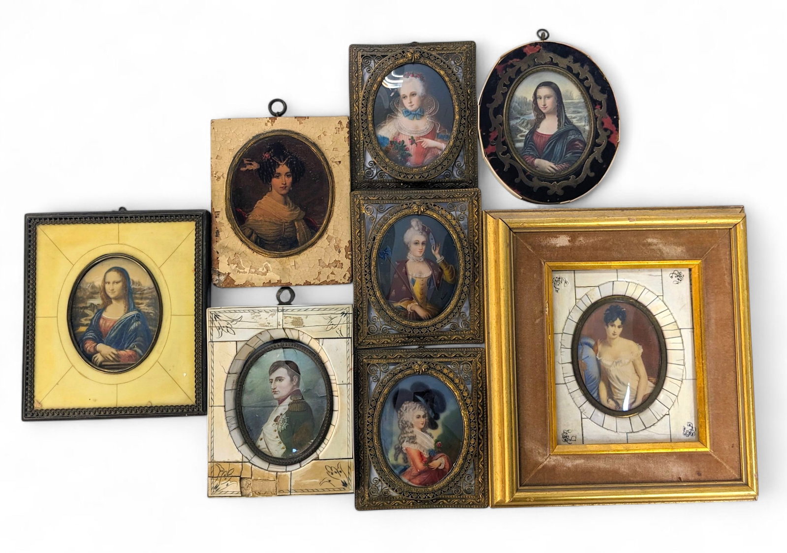 Miniature Portraits, most Hand Painted & Signed.: This lot consists of 8 miniature antique portraits, 7 of which are handpainted, 5 of which are signed. The recognizable subjects are 2 Mona Lisas, 1 Napoleon, and 3 fashionably dressed presumably Fren