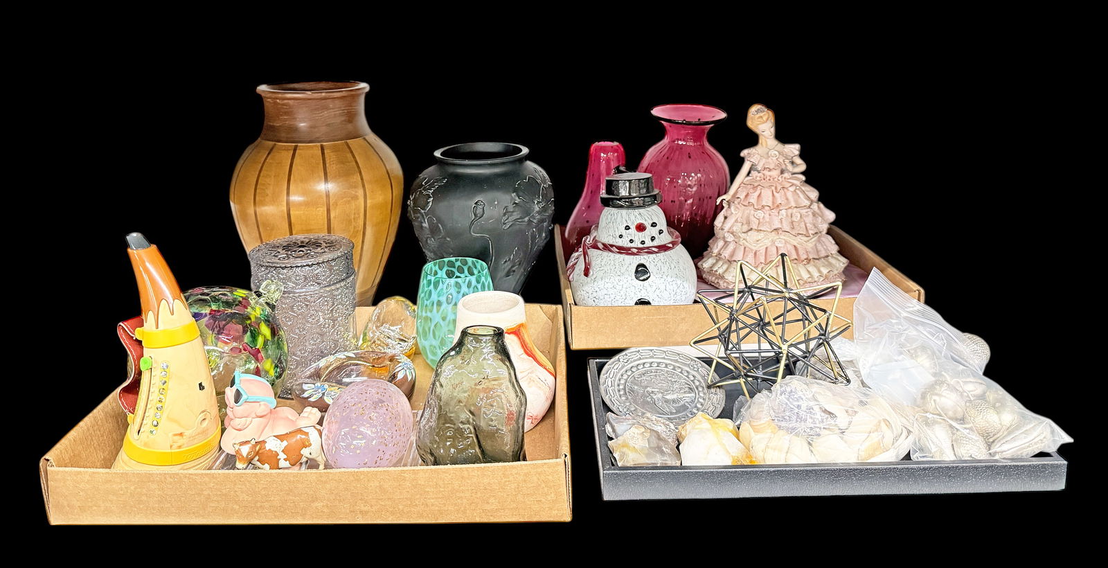 Lot: Assorted Pottery, Glass, and Other Decor. (1 of 4)