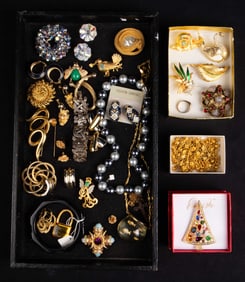 Lot of Vintage Costume Jewelry - Carnegie, 925.