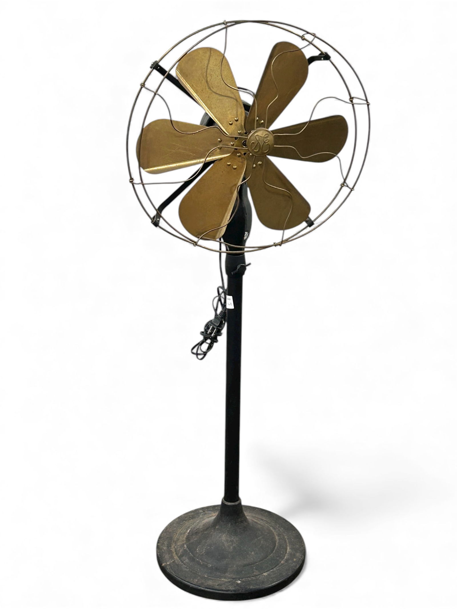 Vintage GE Floor Fan. (1 of 9)