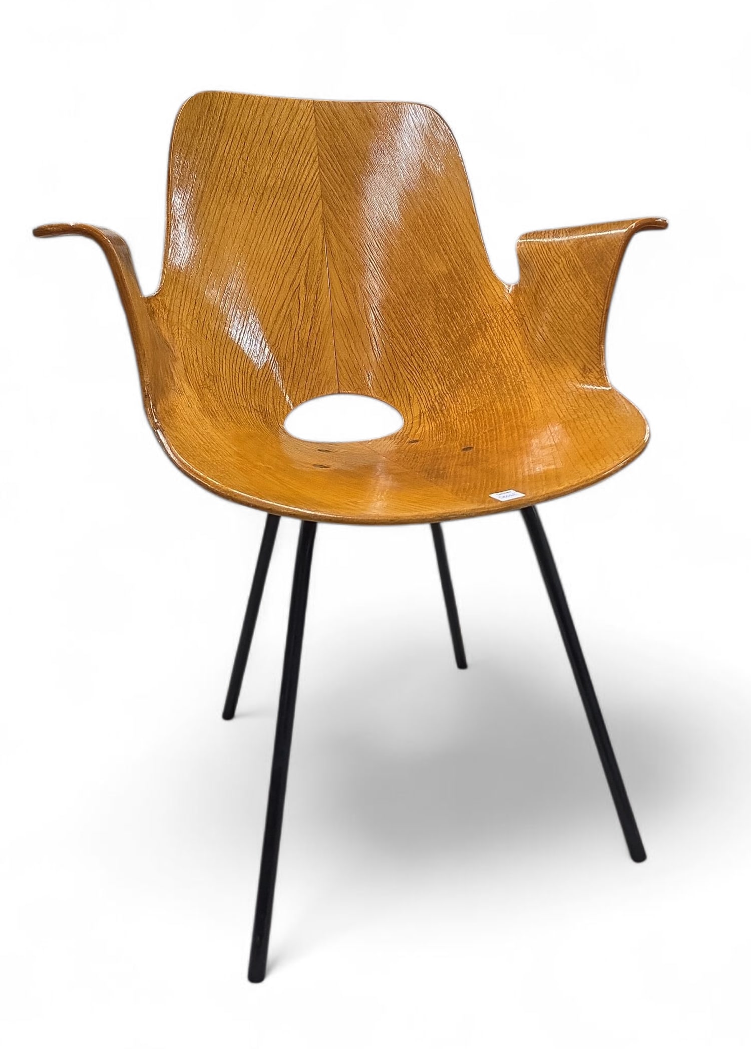 Medea Model 102 Armchair - Vittono Nobili. (1 of 4)