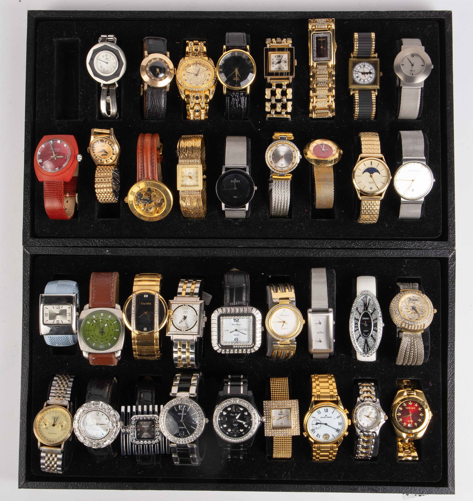 35 Ladies' Watches - Vintage, Waltham, Roebelin. (1 of 9)