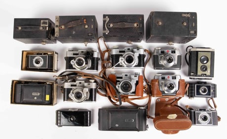 Lot of Vintage Mid-Century Kodak Cameras.