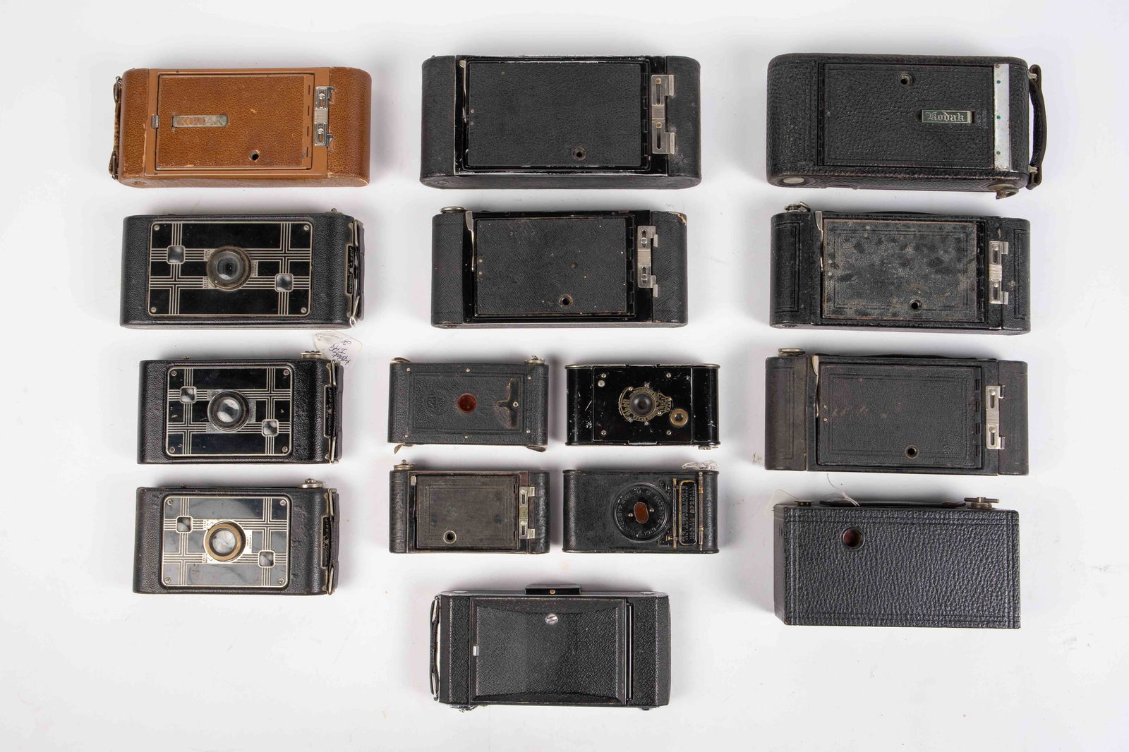 Lot of Vintage & Antique Kodak Folding Cameras (1 of 19)