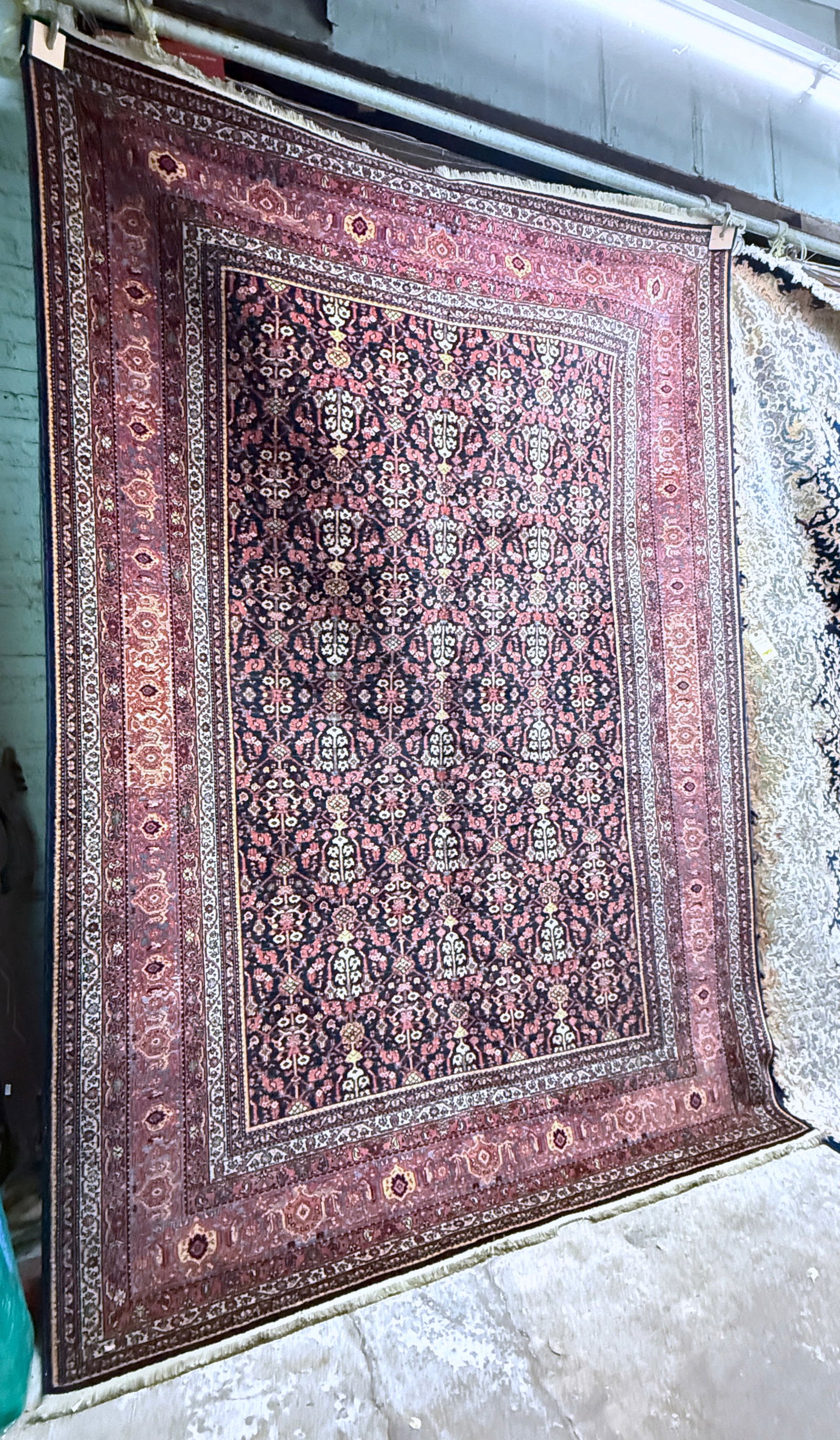 8' 2" x 11' 7" Williamsburg Karastan Rug. (1 of 3)