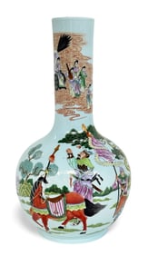 Large Chinese Porcelain Vase.