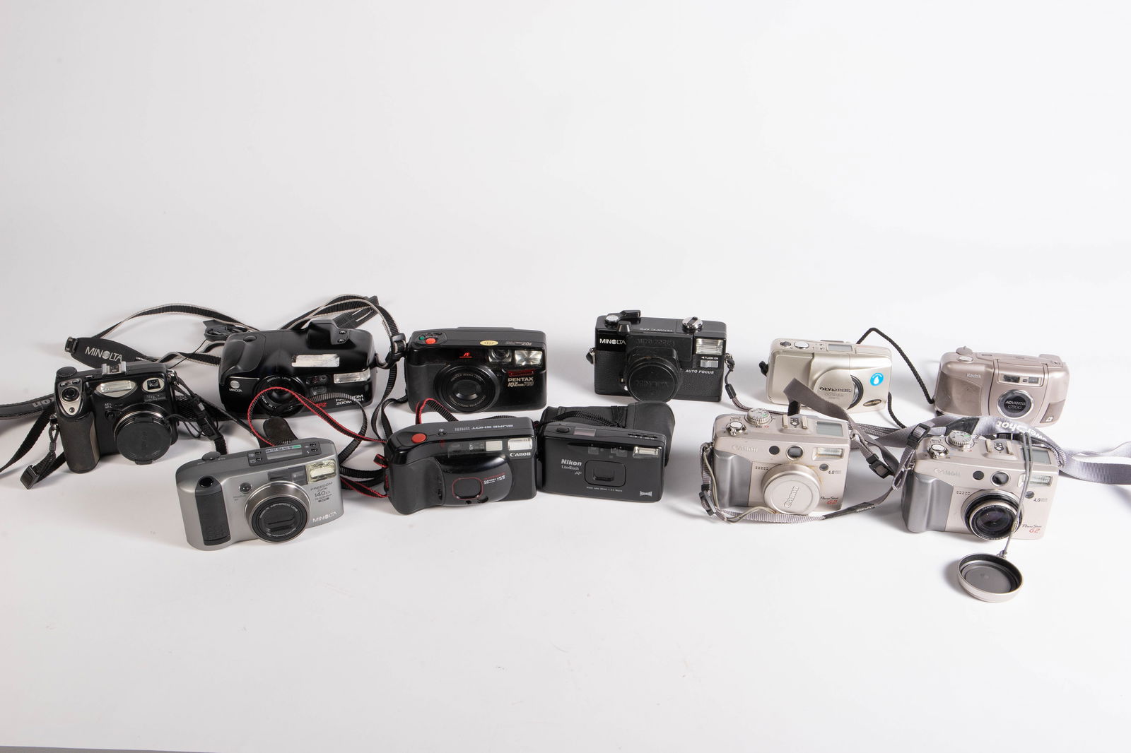 Lot of Point & Shoot Cameras - 35mm and Digital. (1 of 7)