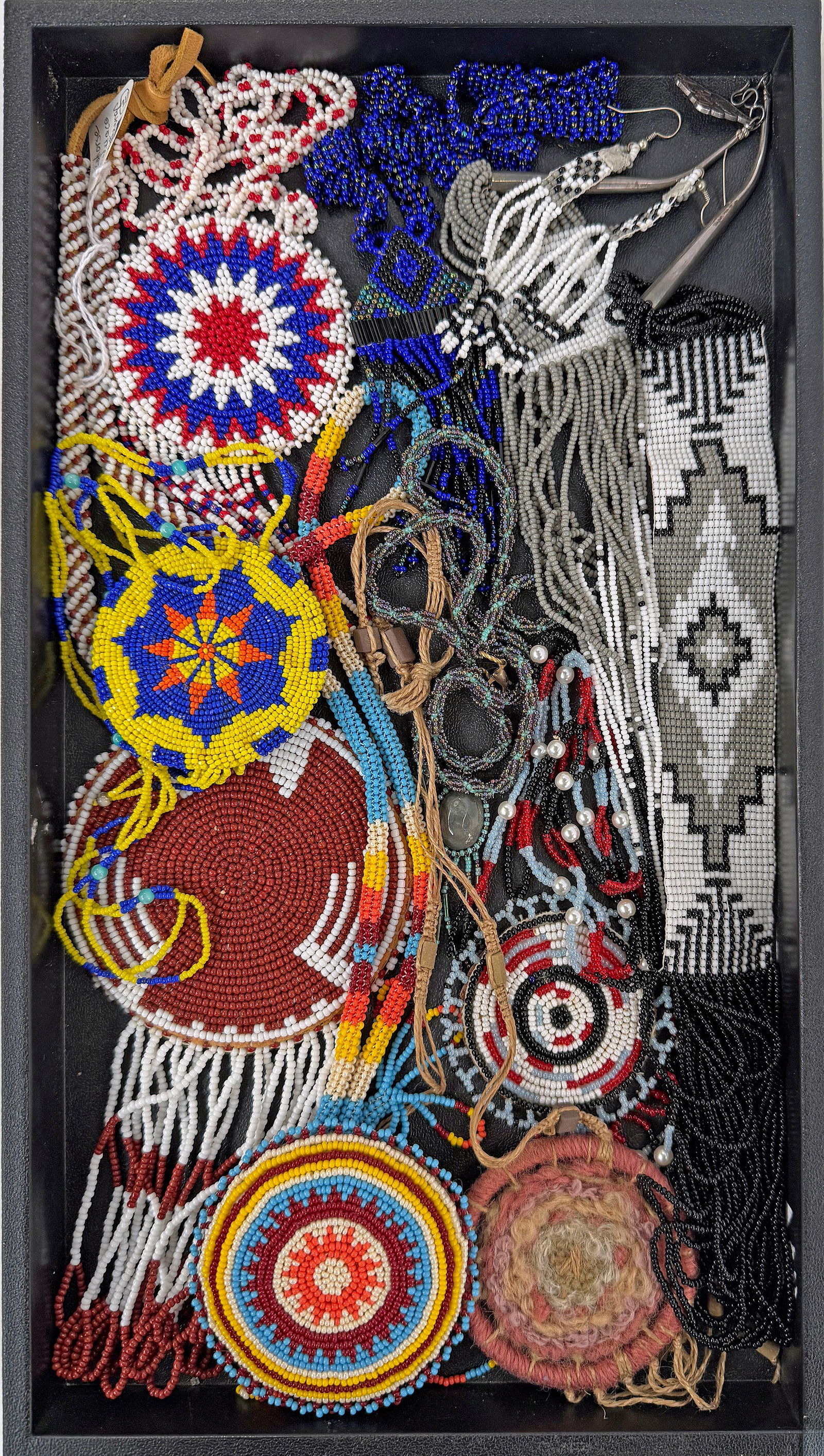 10 Pcs. Native American Indian Beaded Jewelry. (1 of 6)