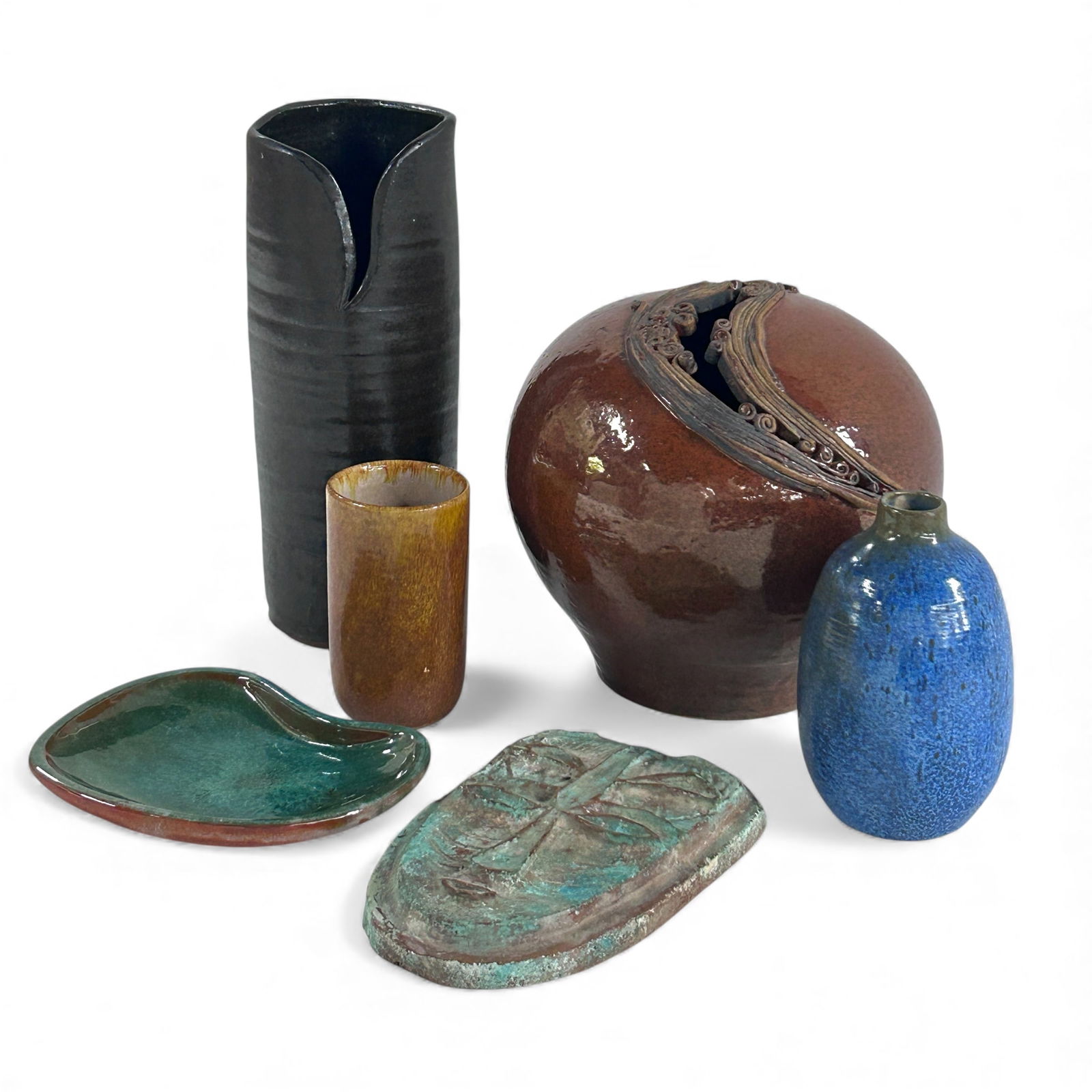 6 Pcs. Mid Century Studio Pottery - E. Deutch, Etc: The lot contains 6 pieces of signed Mid Century pottery. There are three pieces by Eugene Deutch: a trinket tray, a blue bud vase, and a tumbler. The trinket tray is dated 1948. Next, there is an abst