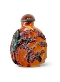 Qing Dynasty Carved Agate Snuff Bottle.
