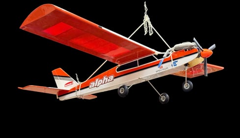 Alpha Spektrum Hangar 9 Remote Control Airplane.