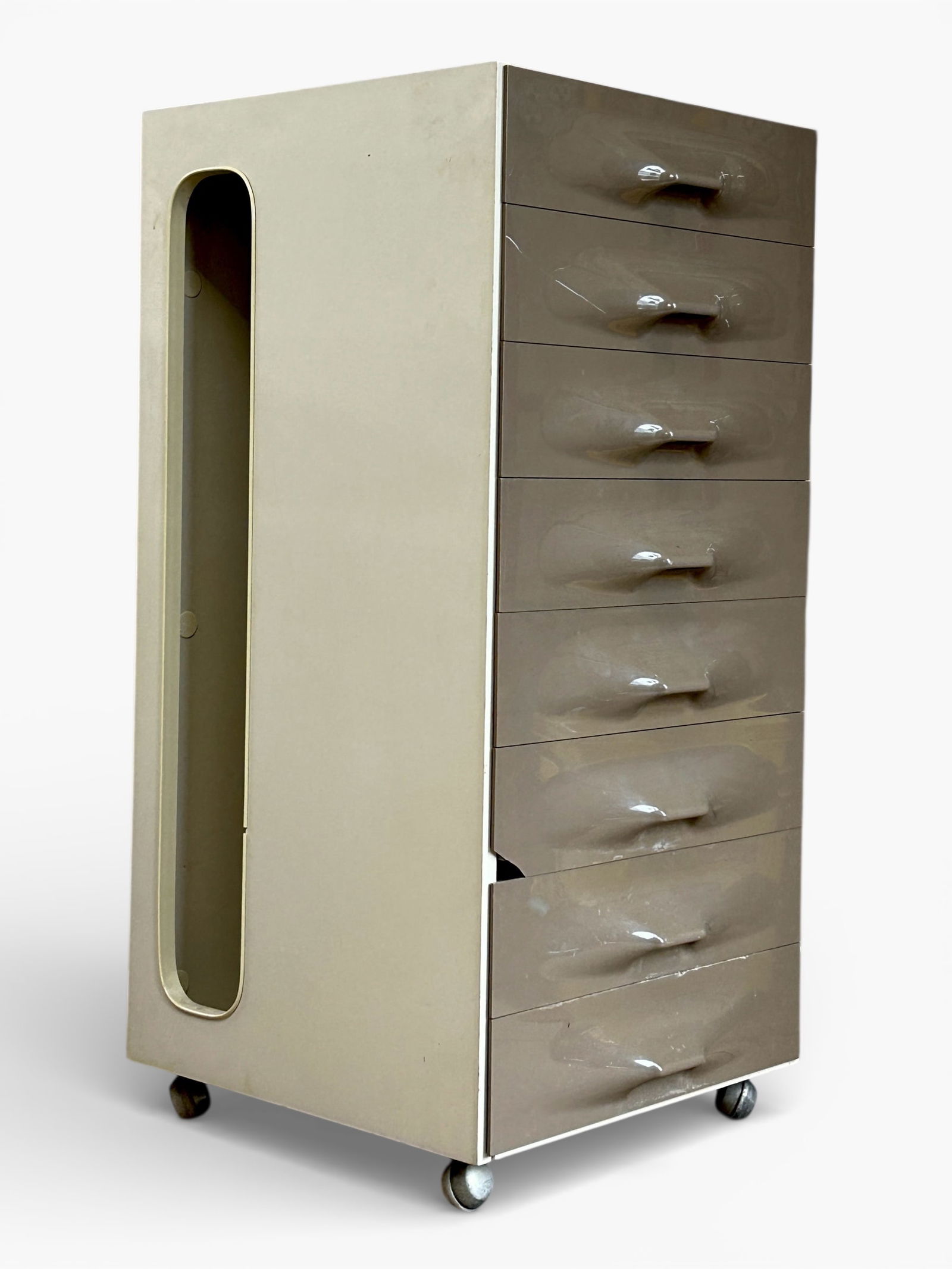 Raymond Loewy DF2000 Valet Chest on Wheels. (1 of 18)