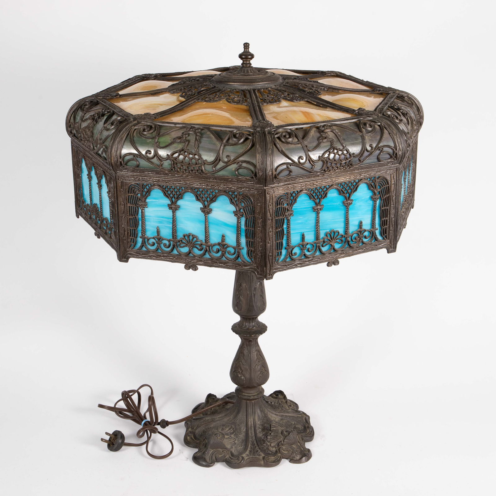 Ornate Antique Slag Glass Lamp w/ Filigree Shade. (1 of 9)