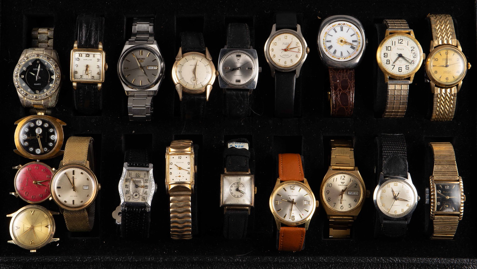 Lot of 20 Mostly Vintage Automatic Watches. (1 of 9)