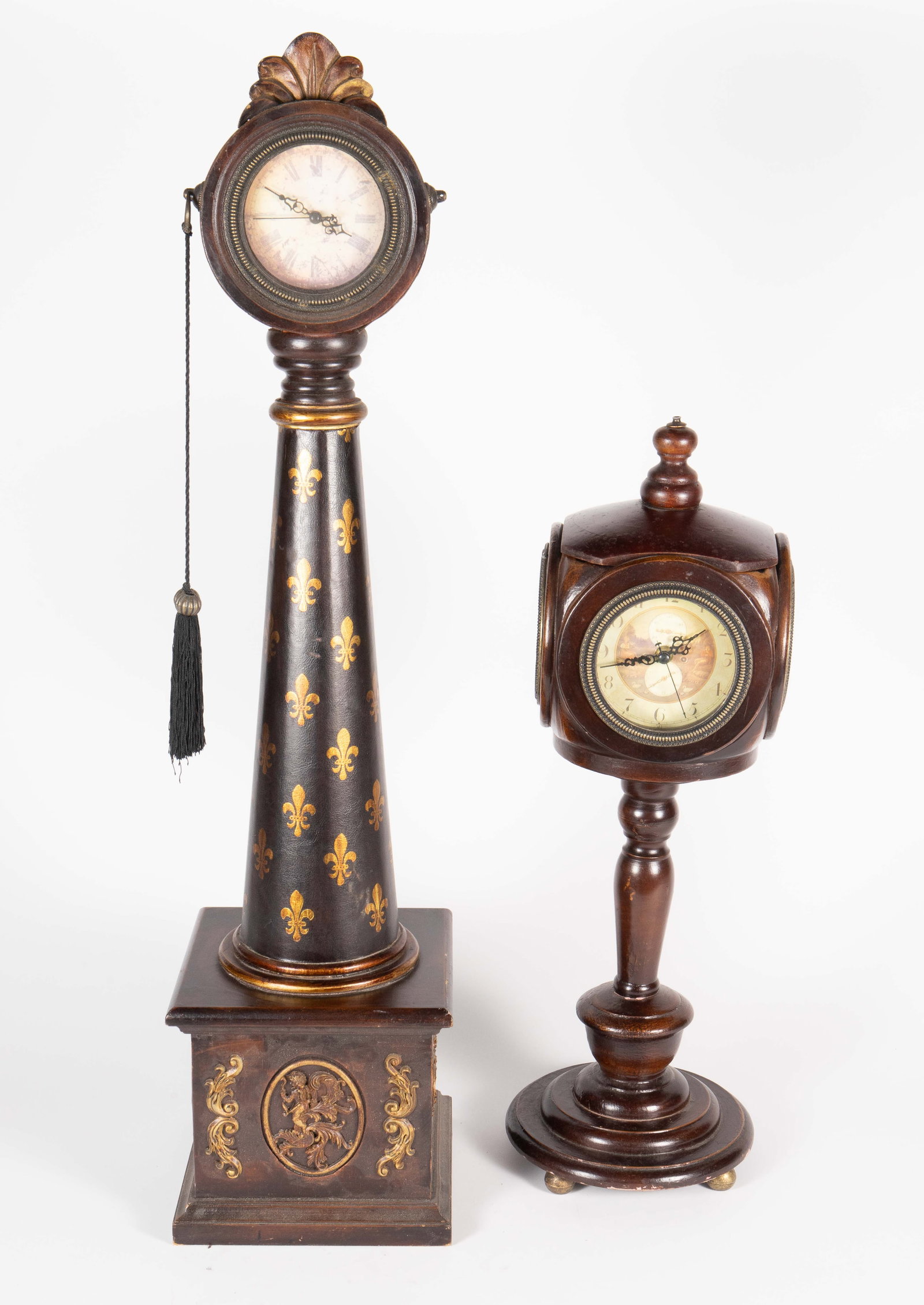 Lot of 2 Antique Style Wood Clocks. (1 of 15)