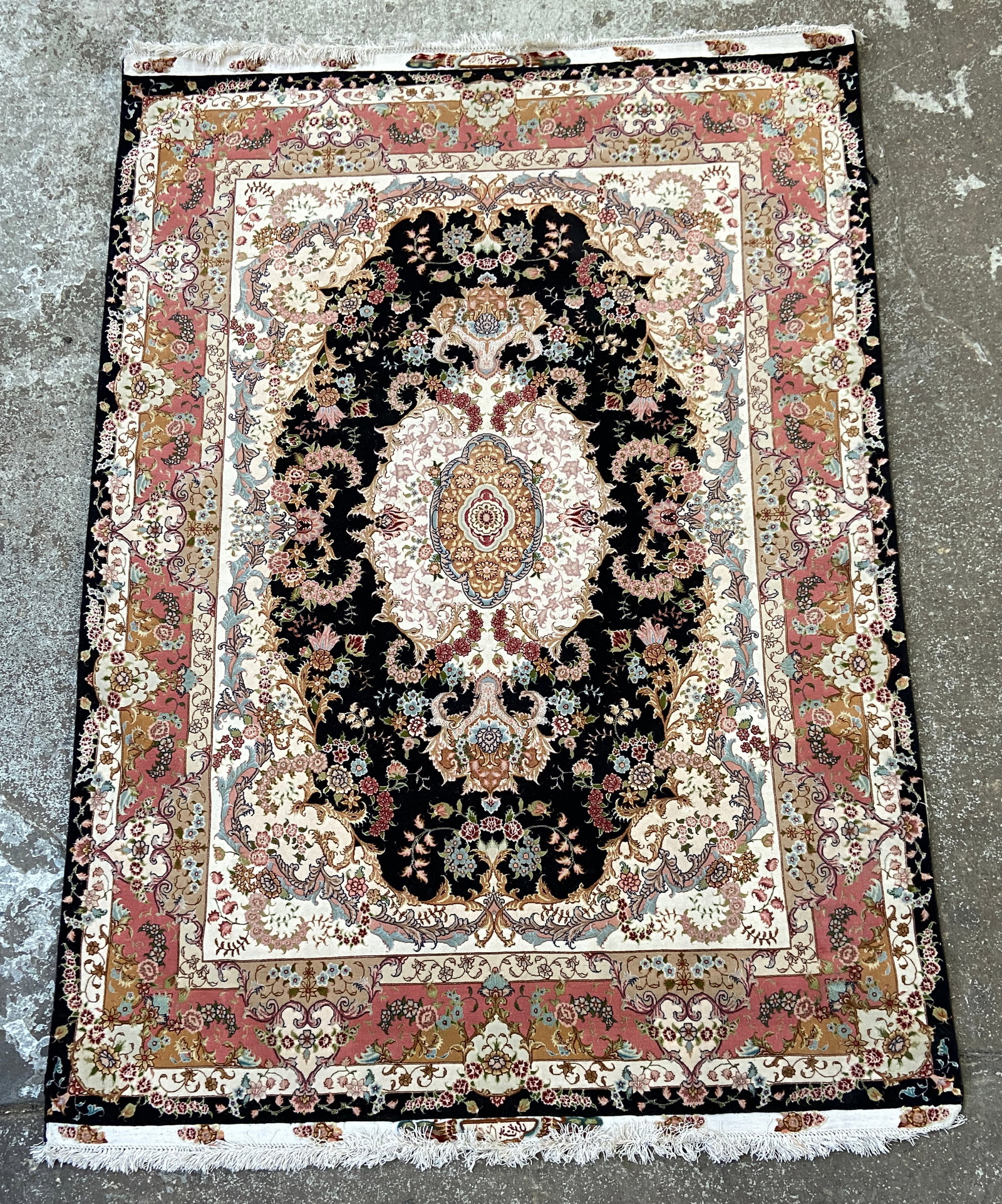 4' 10" x 6' 11" Silk Foundation Fine Tabriz Rug. (1 of 8)