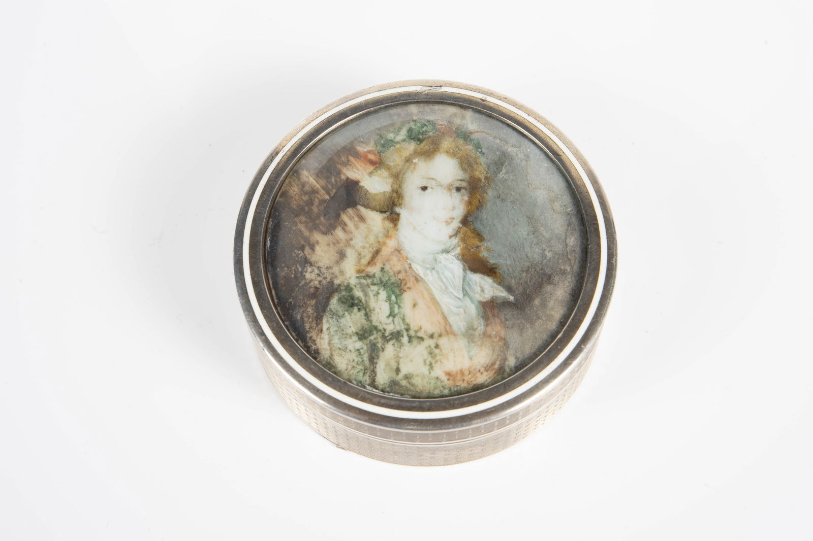 Possibly Silver Portrait Vanity Dresser Box. (1 of 5)
