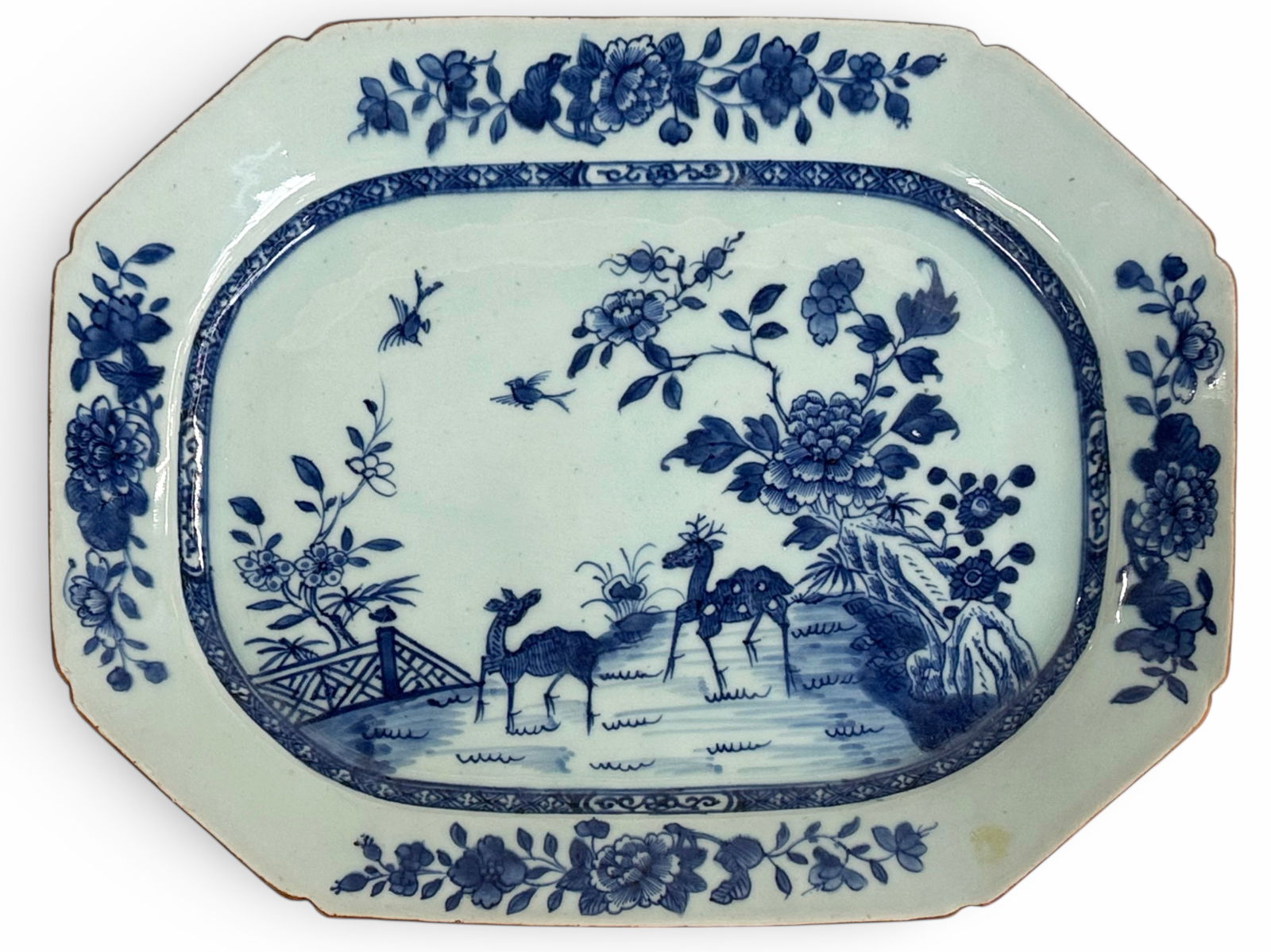 Chinese Qing Dynasty Chinese Export Platter. (1 of 3)