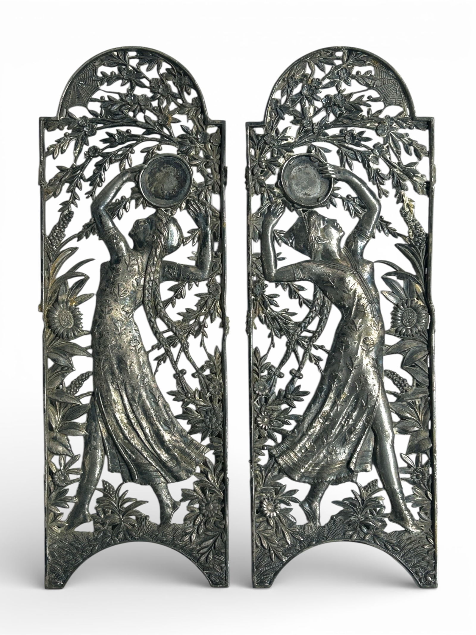 Cast Bronze ? Small Figural 4-Panel Screen. - 4
