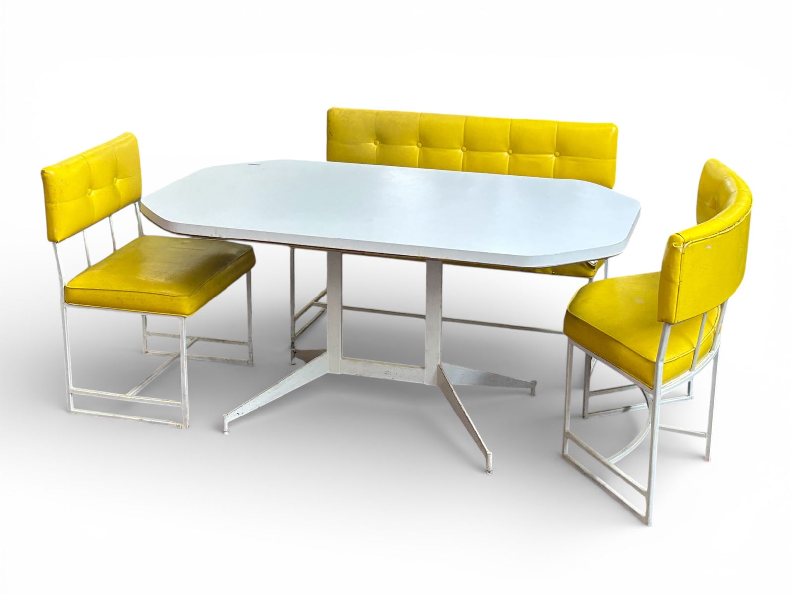 Vintage Mid-Century Modern Dinette Set. (1 of 17)