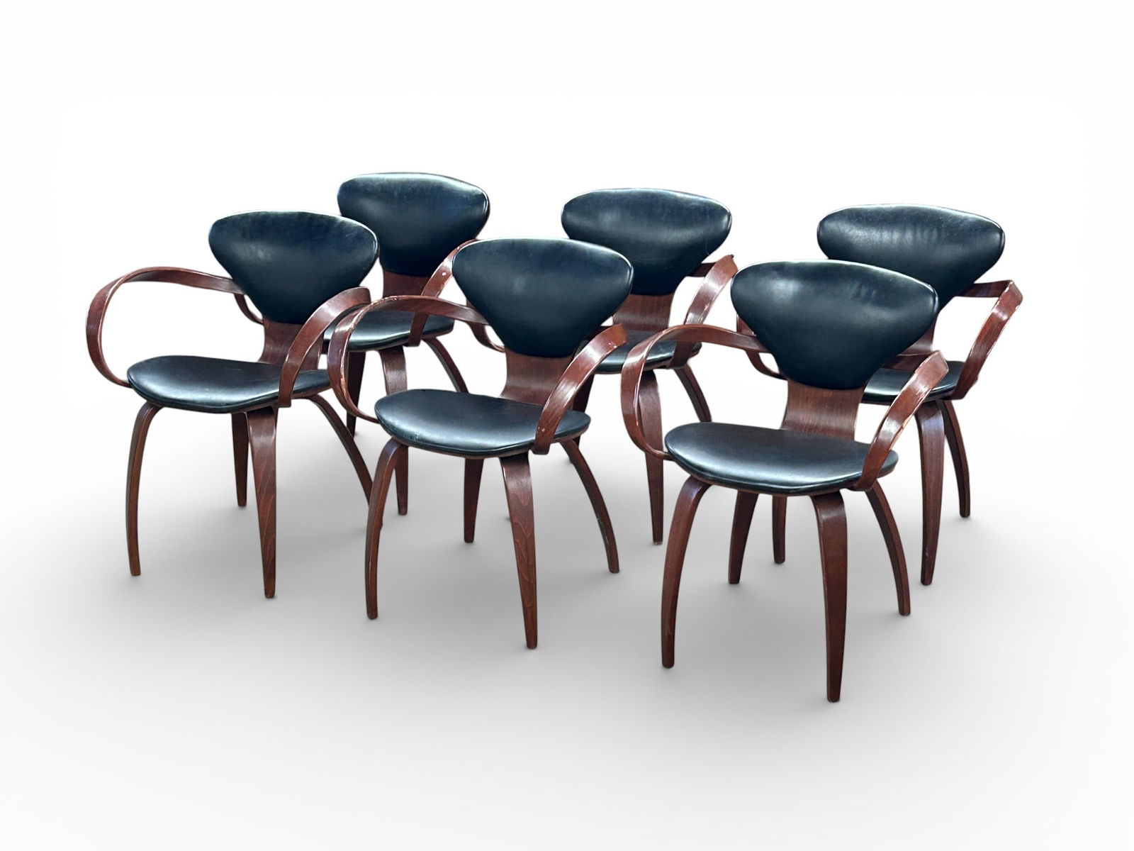 6 Cherner Plycraft Pretzel Chairs Signed Goldman.: The set of walnut bentwood and black leather? Pretzel chairs are the Norman Cherner 1980s Plycraft release. The original design by George Nelson and John F. Pile for Paul Goldman / Plycraft was releas
