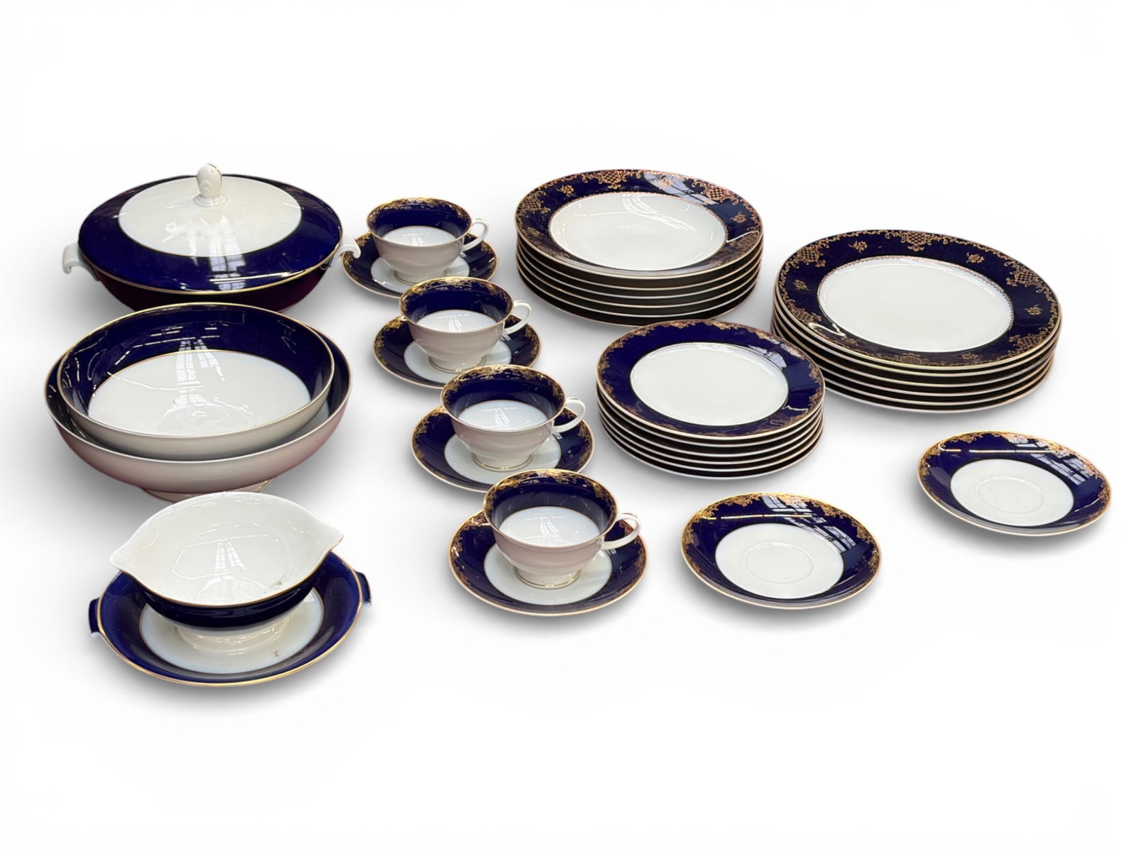 Rosenthal Classic Rose China Set, Service for 6. (1 of 5)