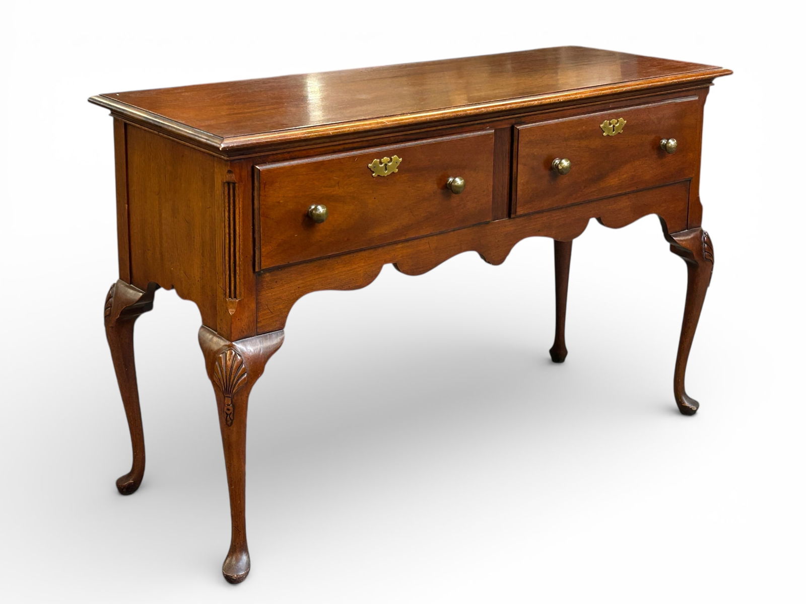 Cherry Wood Queen Anne Style Buffet. (1 of 5)