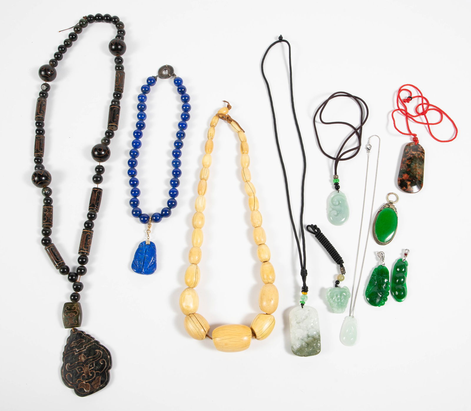 Asian Costume Jewelry - Carved Jade, Lapis, 925. (1 of 12)