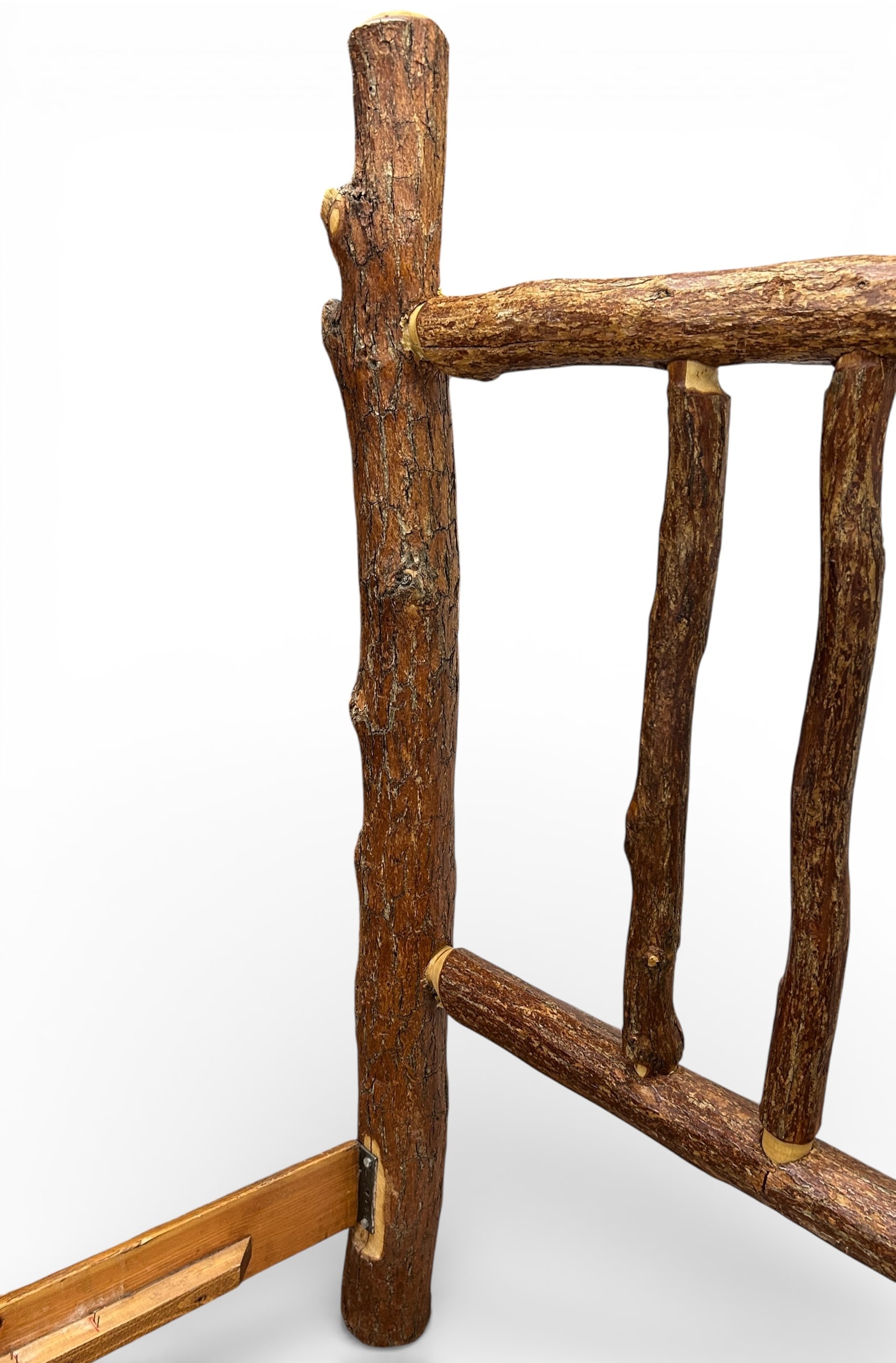 Rustic or Primitive Queen Size Log Bed. - 7