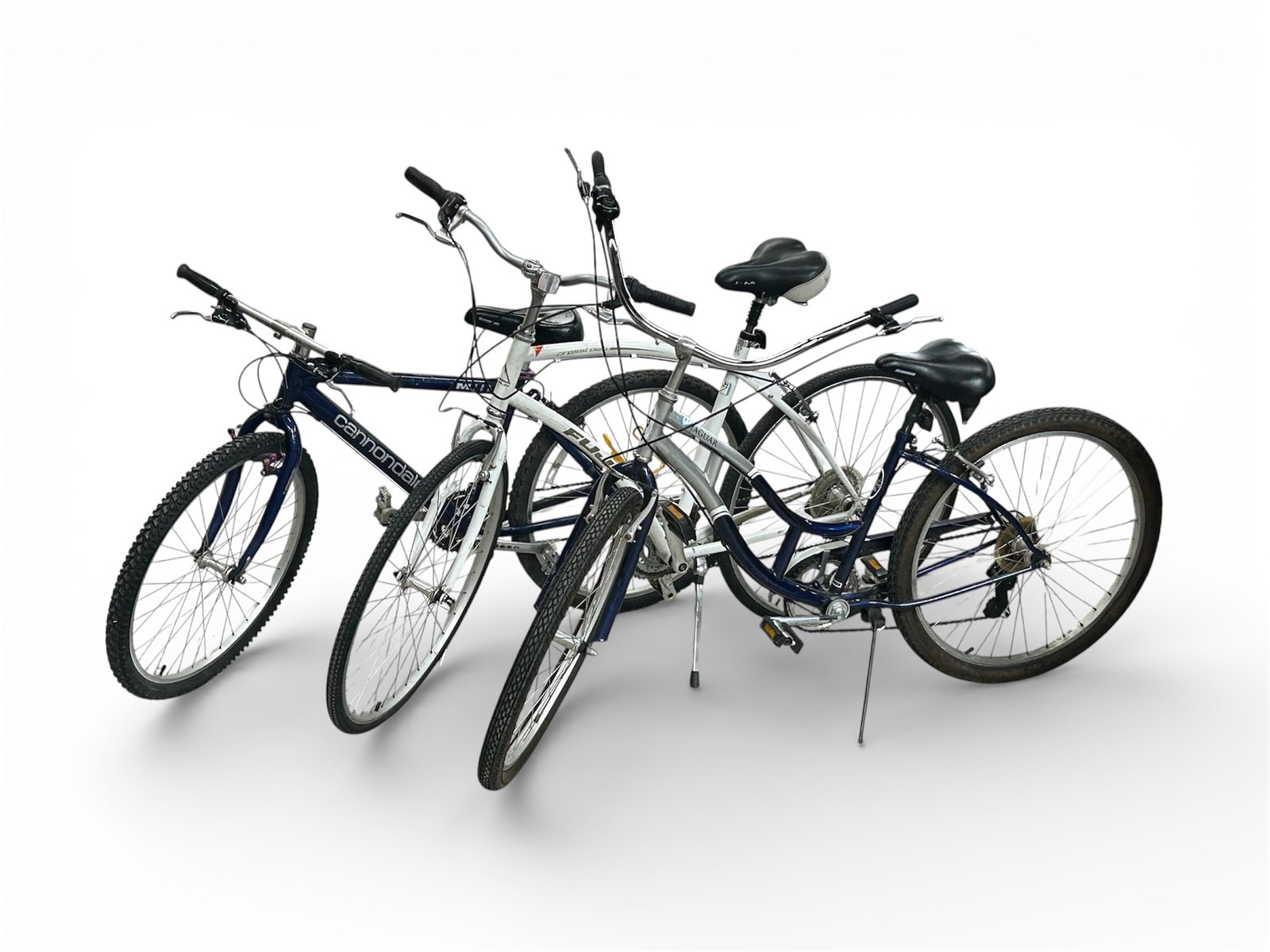 Lot of 3 Bicycles - Schwinn, Fuji, & Cannondale. (1 of 10)