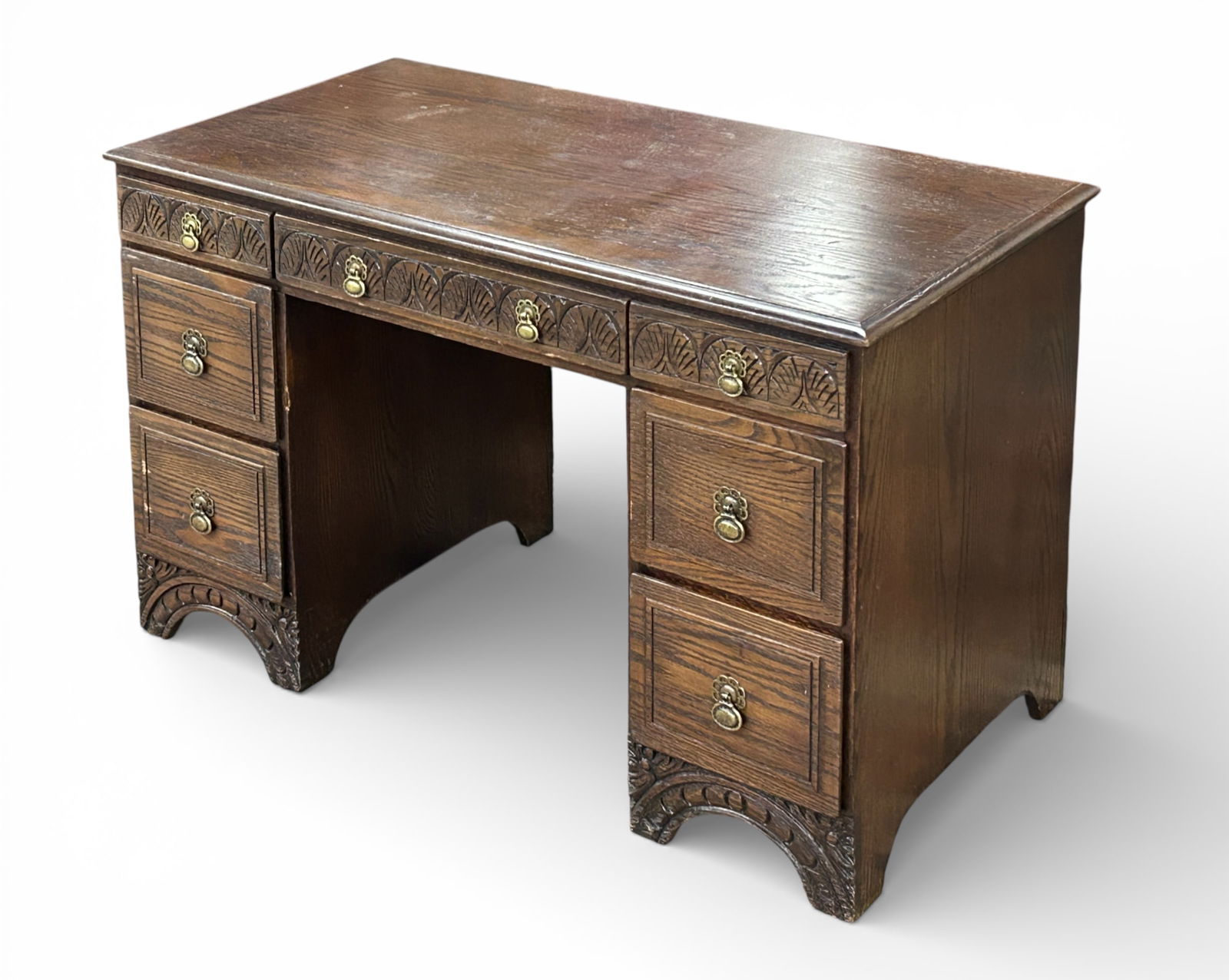 English Tudor Style Oak Kneehole Desk. (1 of 5)