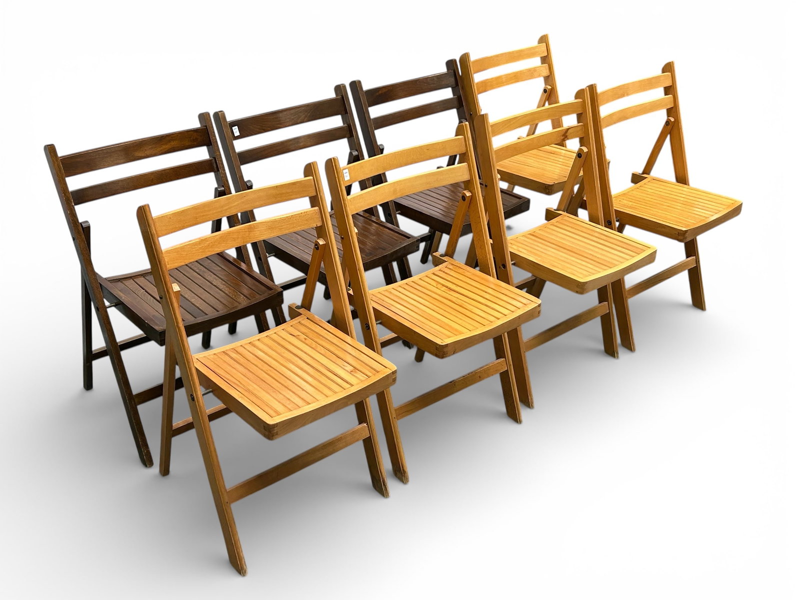 Lot of Eight Vintage Wooden Folding Chairs. (1 of 10)
