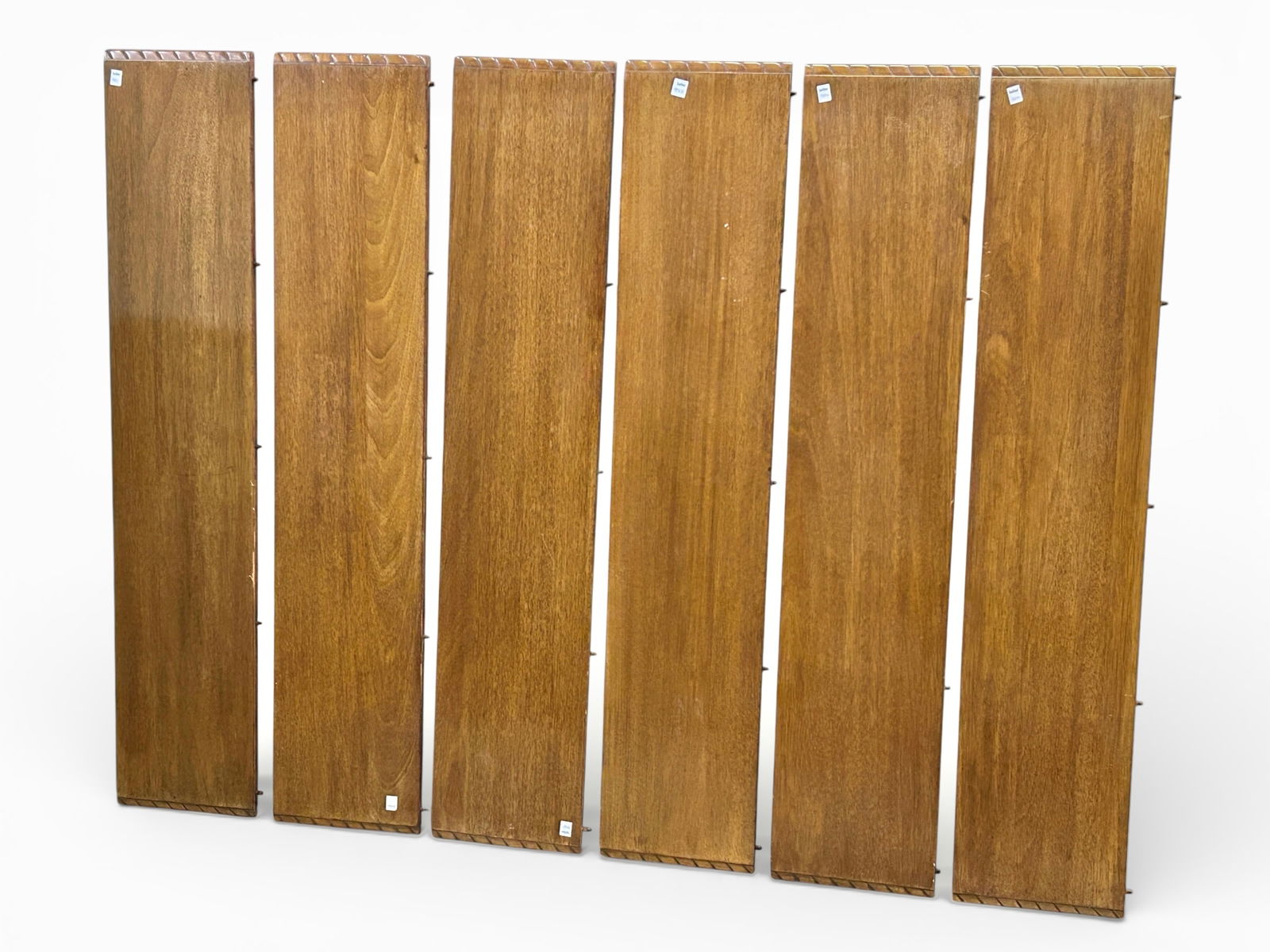 Antique Carved Walnut Dining Table. - 2