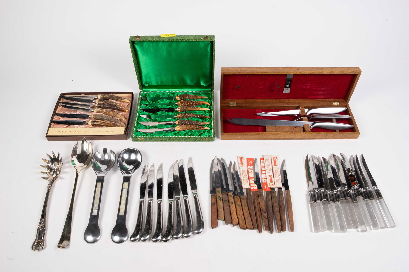 Lot of Vintage Utensils, Mostly Steak Knives. (1 of 8)