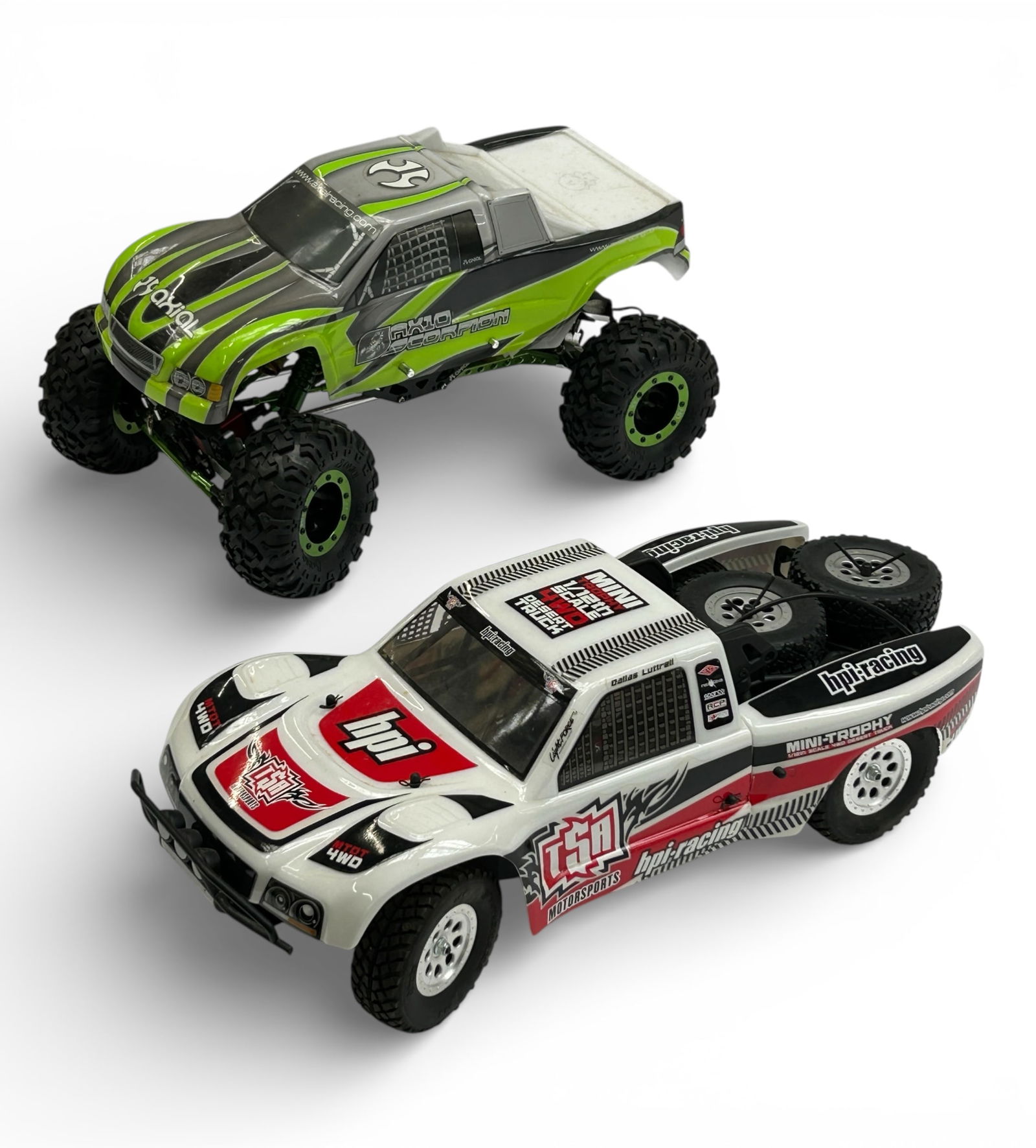 Lot of 2 RC Cars- Axial Racing, HPI Racing. (1 of 8)