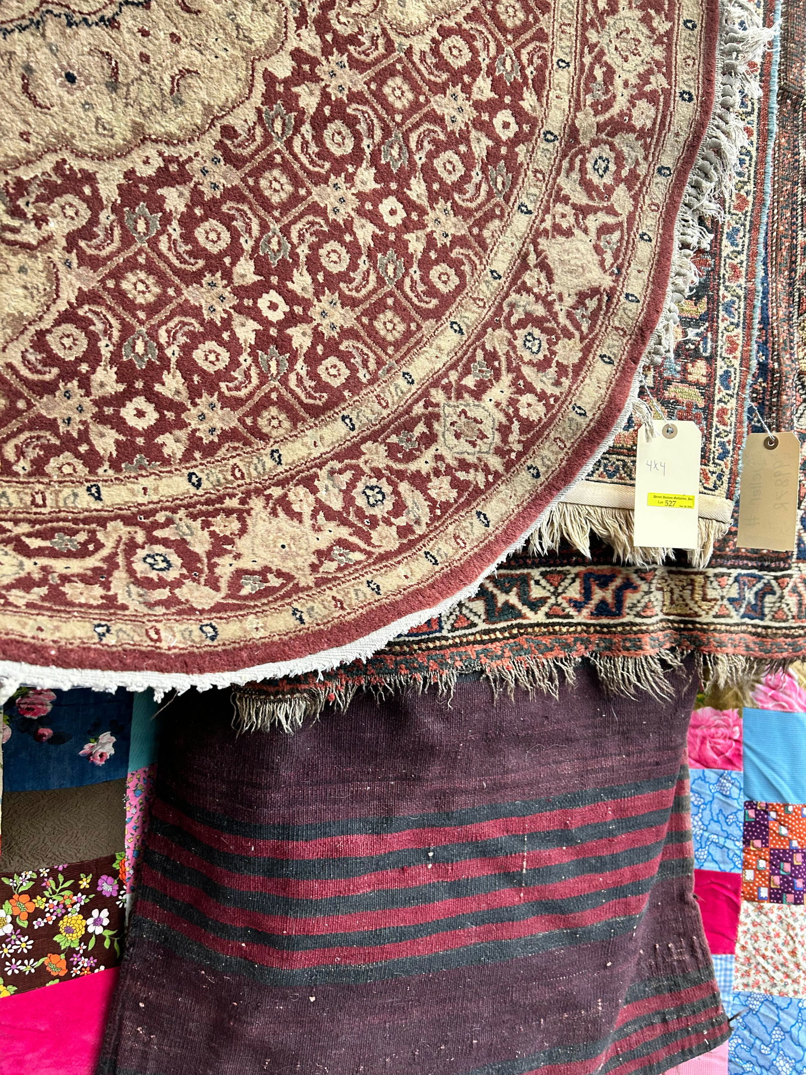 4' Diameter Round / Circular Persian Rug. - 2
