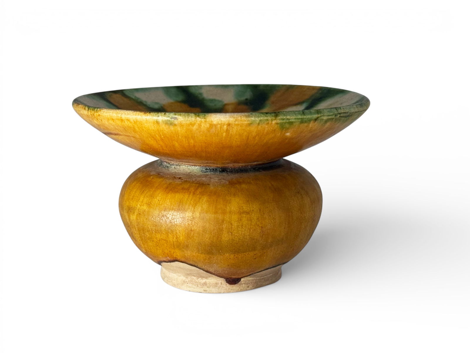 Chinese Tang Dynasty Style Sancai Glaze Zhadou.: The piece looks to be in good overall condition, with wear to use. It measures 3 1/8" tall and 5" in maximum diameter. In-house shipping is available. Please see our website regarding our in-house