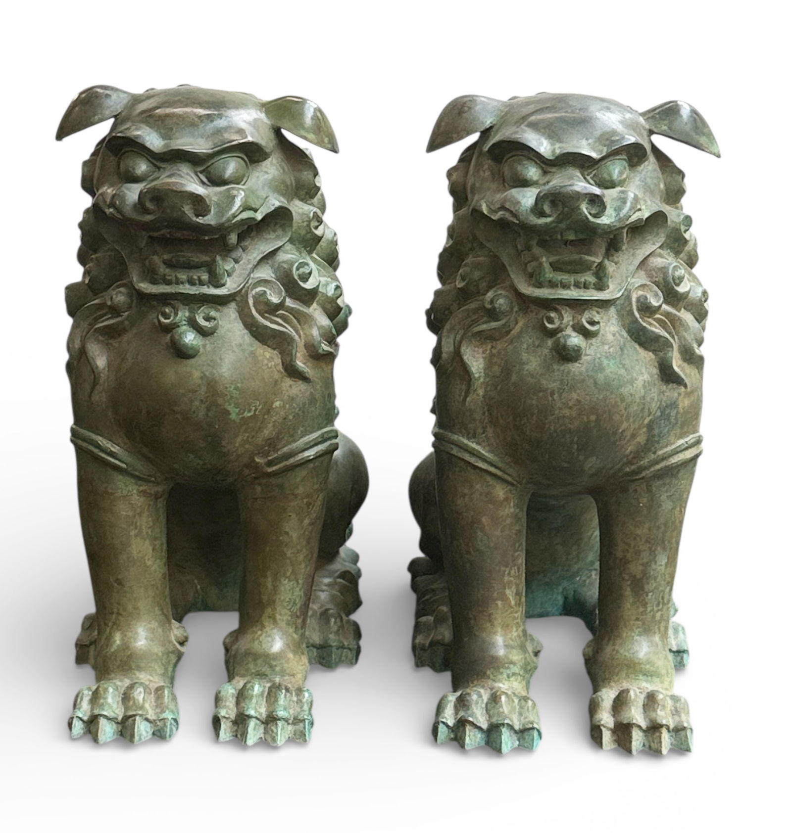 Pair of Large Chinese Bronze Foo Dog Sculpture. (1 of 7)