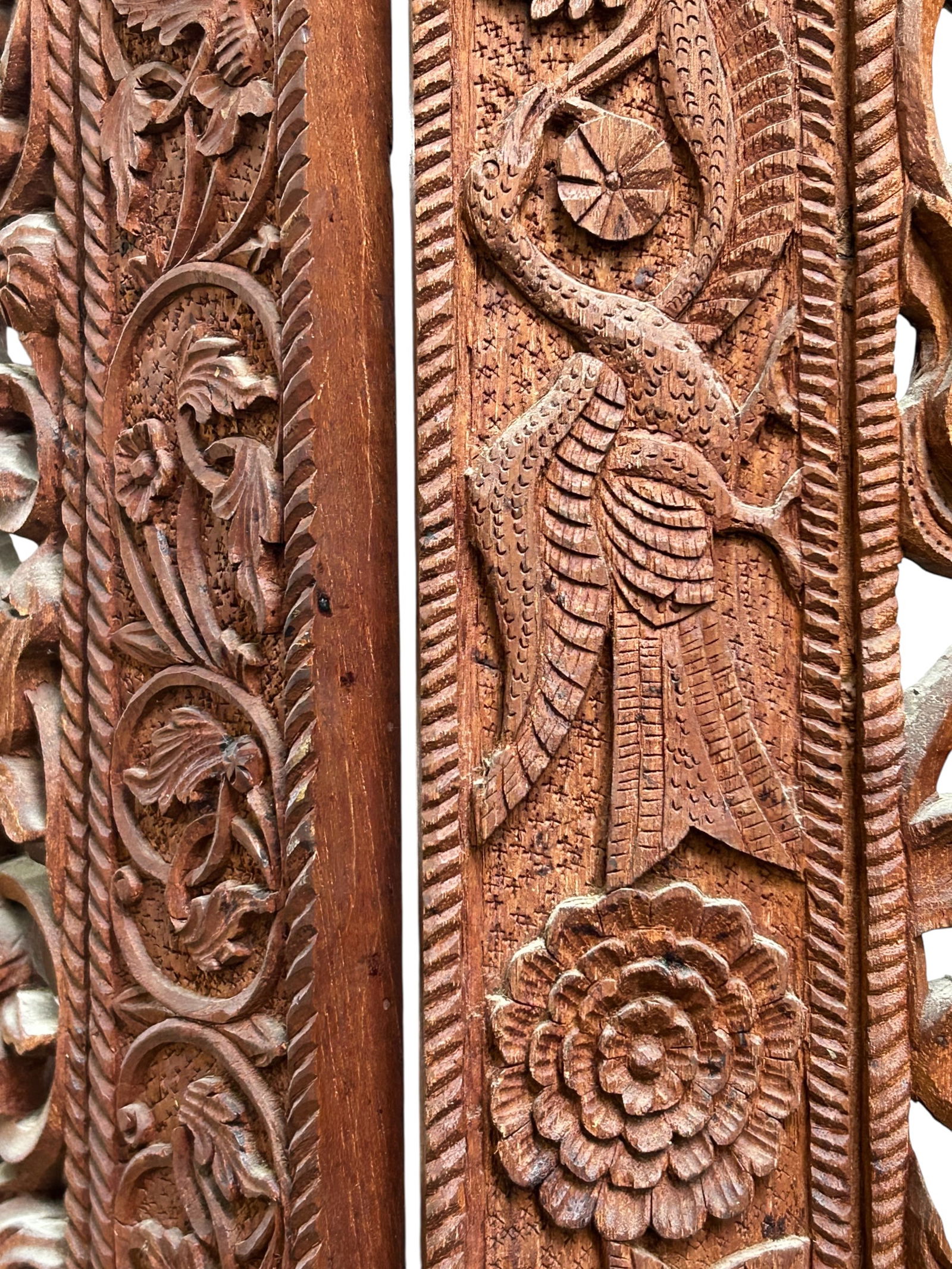 Ornately Carved Thai Screen. - 12