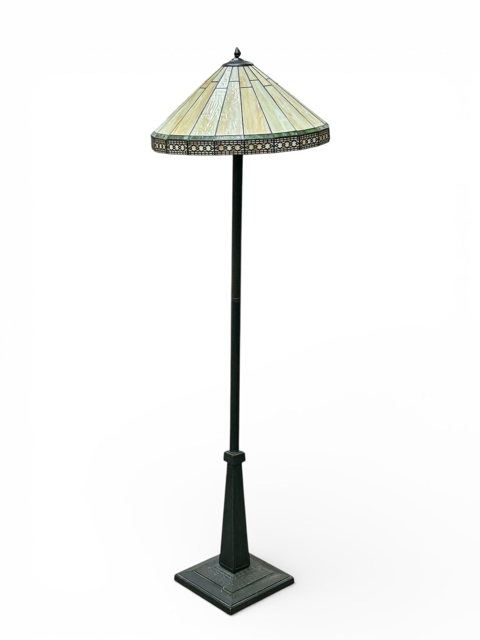 Arts & Crafts Style Floor Lamp. (1 of 9)