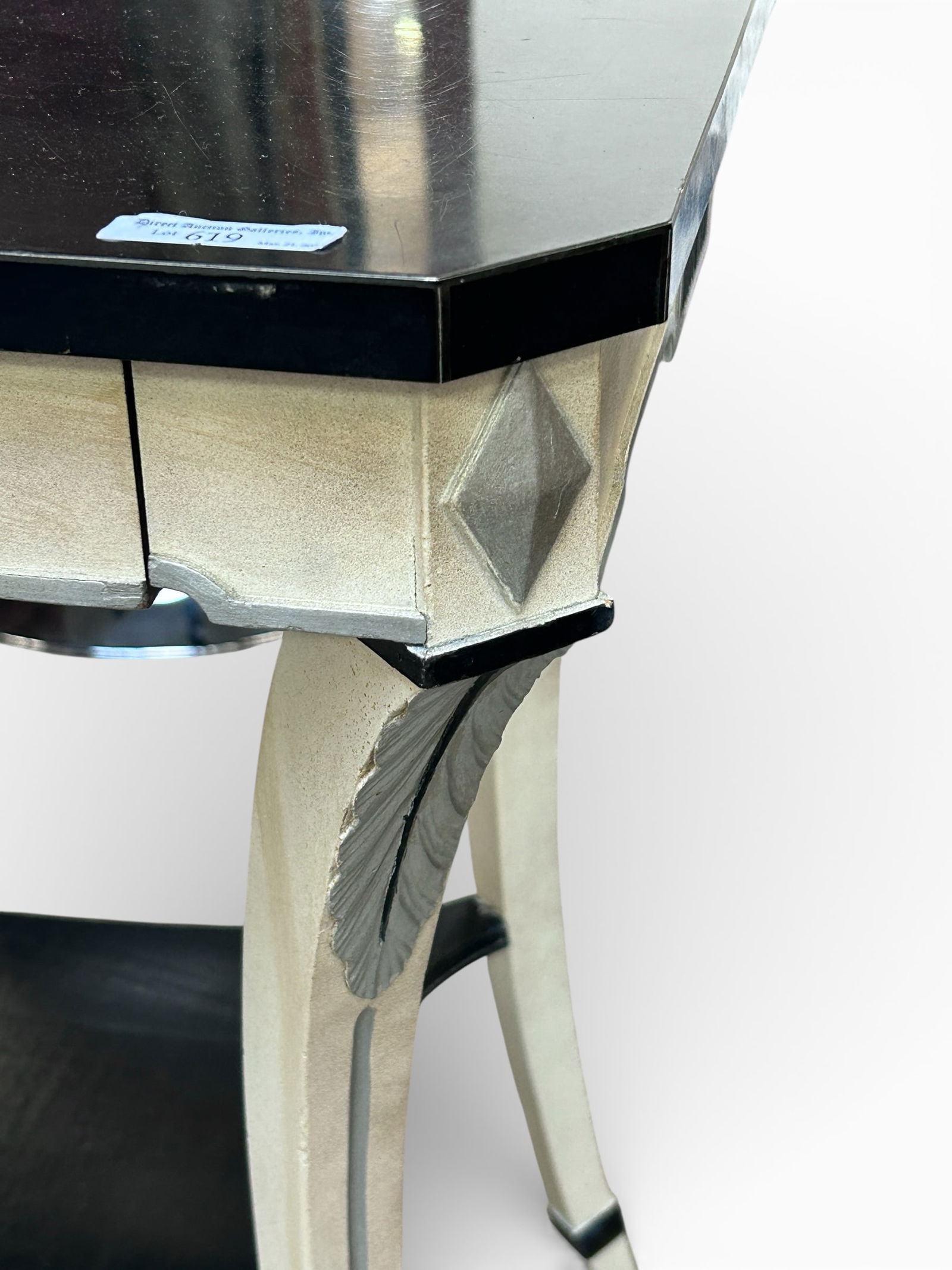 Art Deco Style End Table. - 3