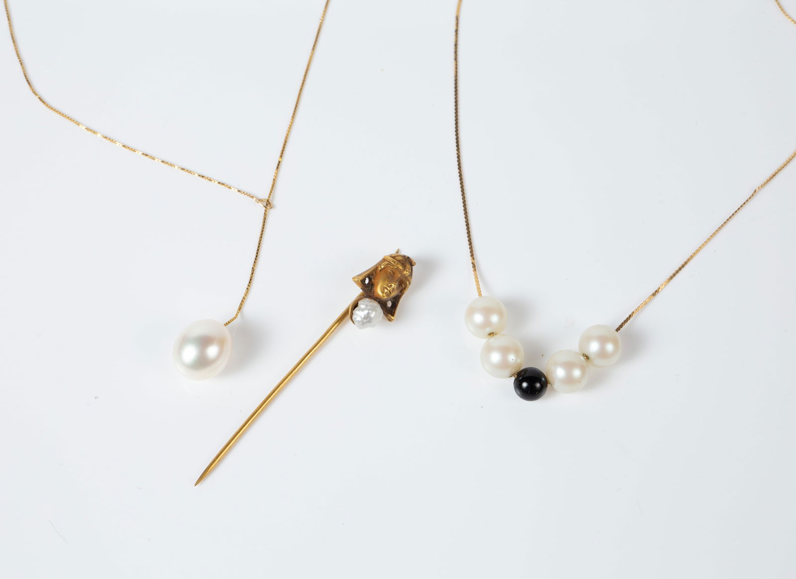 Lot: 3 Pcs. Vintage 14K Gold & Pearl Jewelry. (1 of 7)